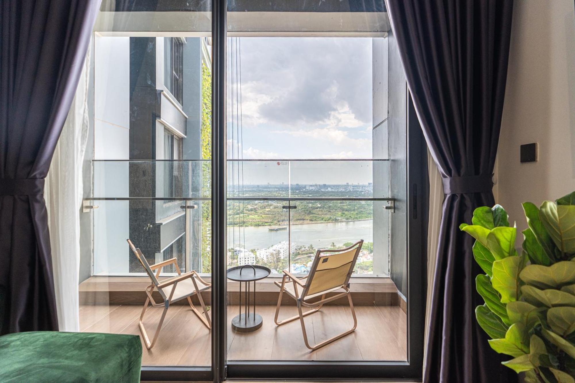 Apartment Smile - Lumiere Luxury View & Infinity Pool In Thao Dien *