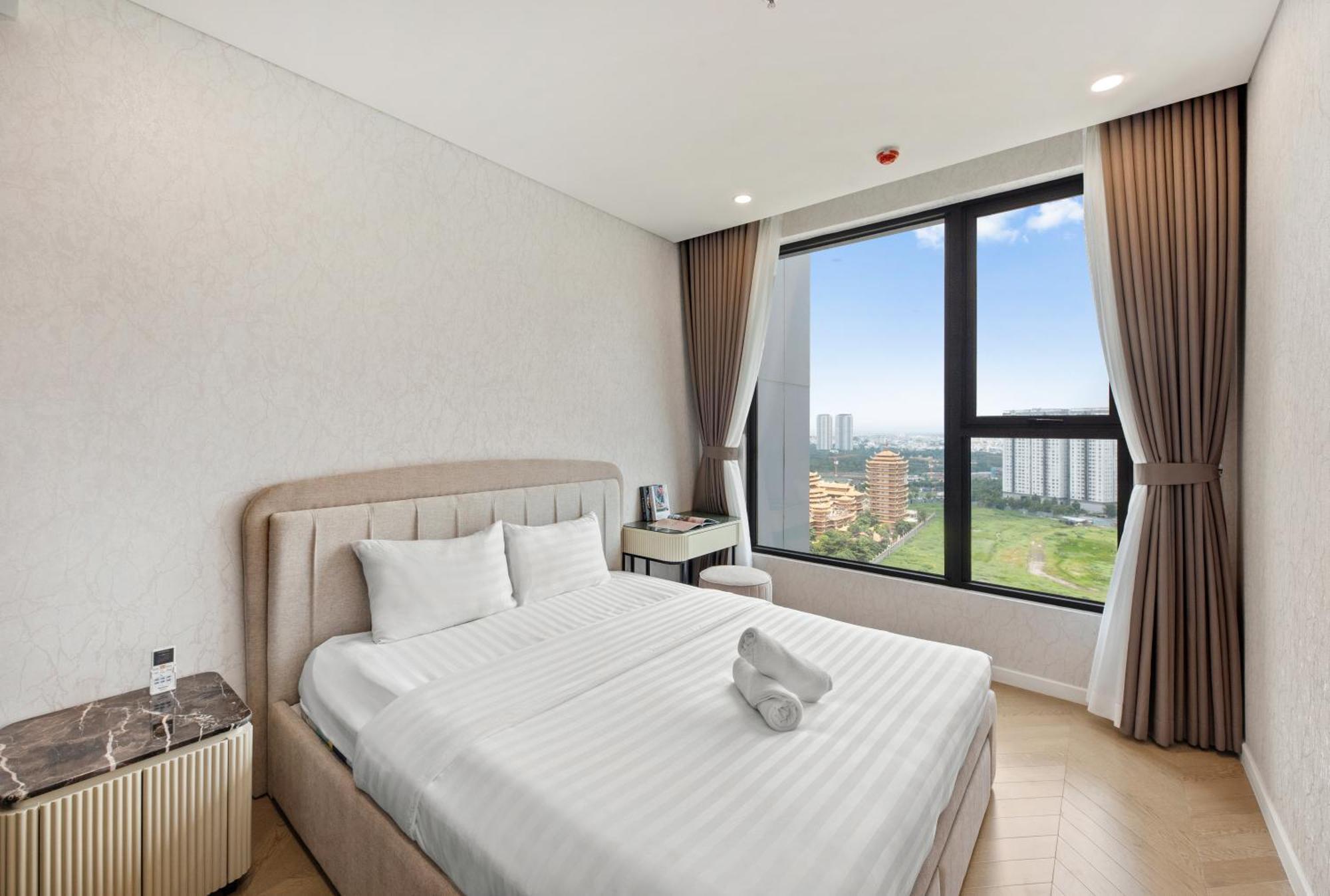 Apartment Smile - Lumiere Luxury View & Infinity Pool In Thao Dien