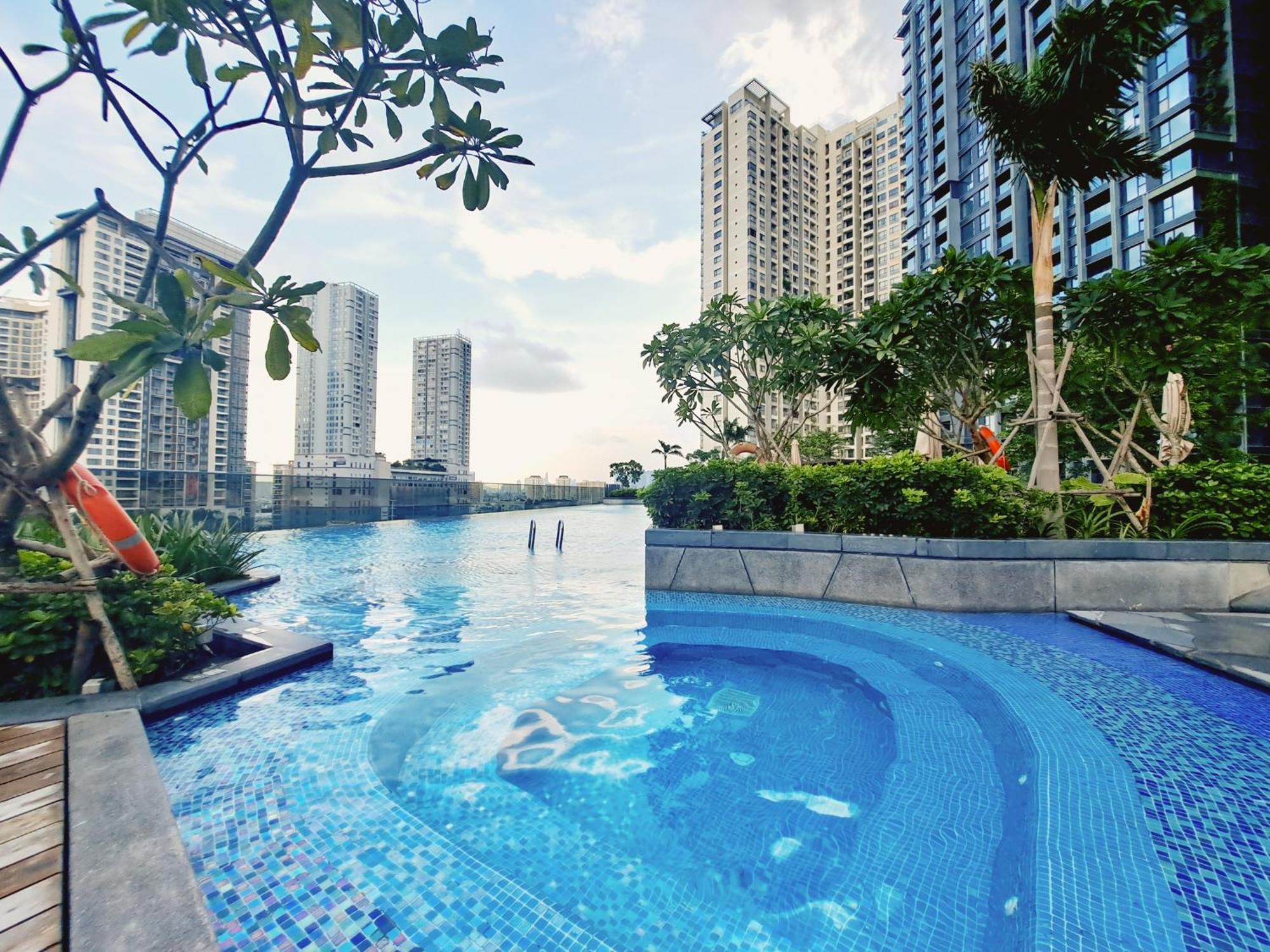 Smile - Lumiere Luxury View & Infinity Pool In Thao Dien Ho Chi Minh City